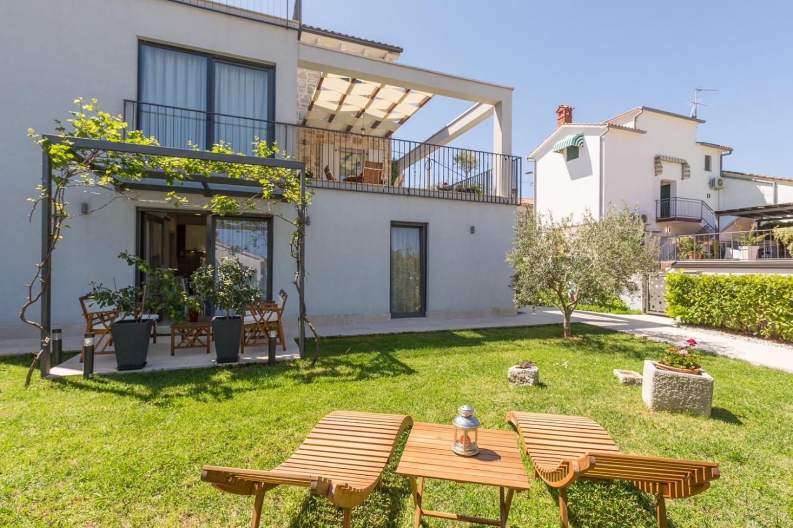 Riva Garden Exclusive Apartment Funtana Exterior photo